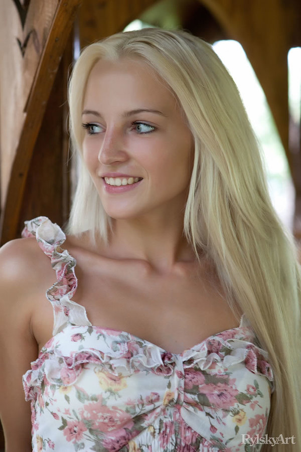 Яна, 24
